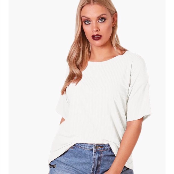 White T-shirt - Picture 1 of 3